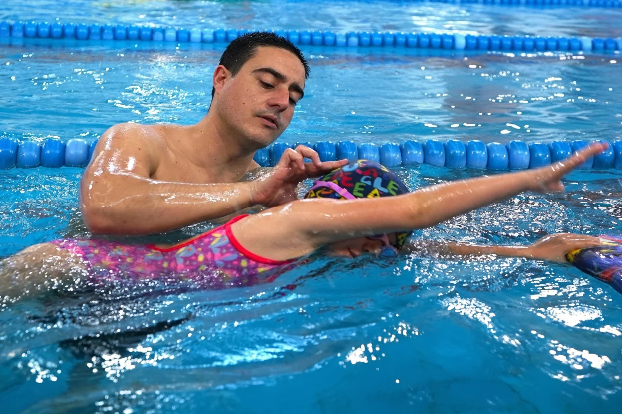 Natación para niños y jóvenes - Clases particulares adaptadas a todos los niveles